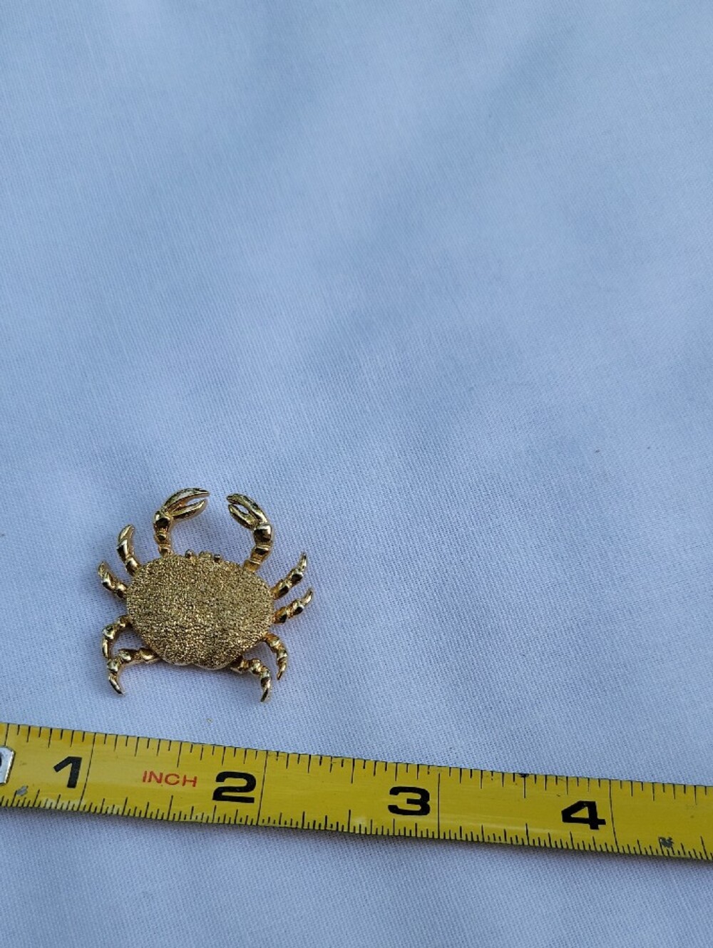 Vintage Gold Crab Pin Brooch - Textured Gold Tone Cute - Picture 5 of 5